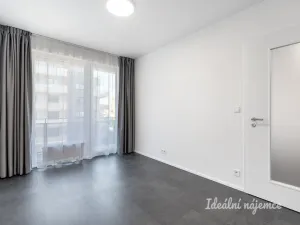 Pronájem bytu 2+kk, Praha, Poděbradská, 53 m2