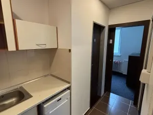 Pronájem kanceláře, Most, Obránců míru, 68 m2