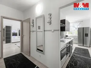 Prodej bytu 4+1, Postoloprty, Jiráskovo náměstí, 77 m2