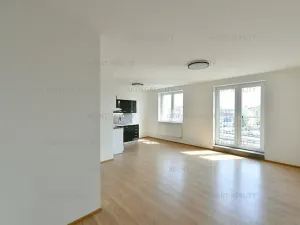Pronájem bytu 1+kk, Praha - Holešovice, V závětří, 41 m2