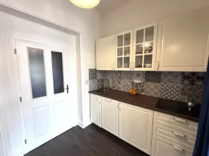 Prodej bytu 1+1, Karlovy Vary, Pod Jelením skokem, 48 m2