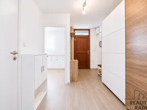 Prodej bytu 2+1, Pardubice - Zelené Předměstí, Palackého třída, 69 m2
