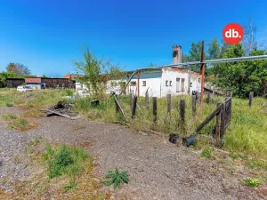 Prodej komerčního pozemku, Kryry, 5. května, 8787 m2