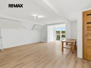 Prodej rodinného domu, Lnáře, 207 m2