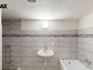 Prodej rodinného domu, Odrovice, 400 m2