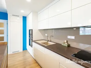 Pronájem bytu 2+kk, Praha - Letňany, Chlebovická, 67 m2