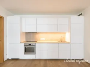 Pronájem bytu 2+kk, Praha - Smíchov, Albrightové, 52 m2
