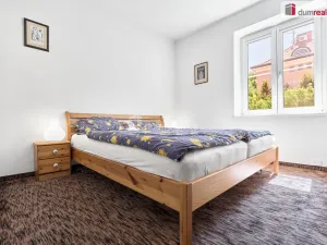 Prodej bytu 4+1, Karlovy Vary, Sládkova, 94 m2