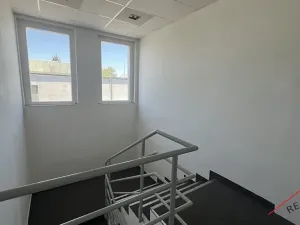 Pronájem skladu, Praha - Hostivař, U továren, 3360 m2