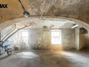 Prodej skladu, Milín, Nádražní, 129 m2