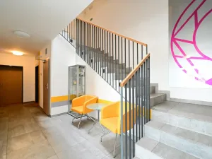 Pronájem bytu 1+kk, Praha - Liboc, Evropská, 51 m2