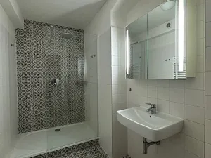Pronájem bytu 2+kk, Liberec - Liberec I-Staré Město, Zborovská, 43 m2