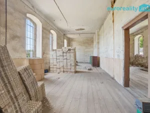 Prodej výrobních prostor, Mikulášovice, 1450 m2