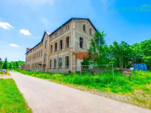 Prodej výrobních prostor, Mikulášovice, 1450 m2