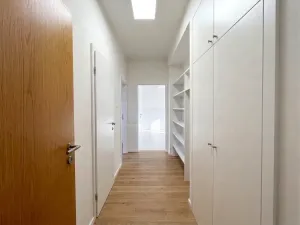 Prodej bytu 2+1, Mariánské Lázně, Skalníkova, 55 m2