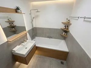 Prodej bytu 2+1, Mariánské Lázně, Skalníkova, 55 m2