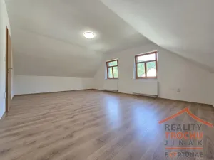Prodej rodinného domu, Stárkov, 230 m2
