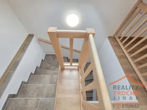 Prodej rodinného domu, Stárkov, 230 m2
