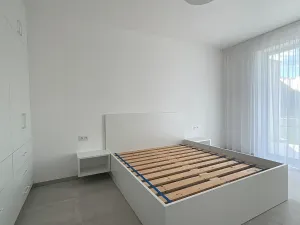 Pronájem bytu 2+kk, Hajany, 50 m2