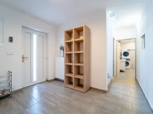 Prodej rodinného domu, Popovičky, Pod Skalkou, 185 m2