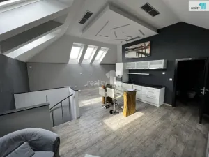 Pronájem kanceláře, Karlovy Vary - Dvory, Chebská, 61 m2