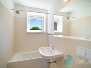 Prodej bytu 2+1, České Budějovice, Hálkova, 50 m2
