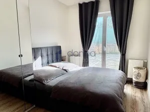 Pronájem bytu 2+kk, Praha, V Pitkovičkách, 43 m2