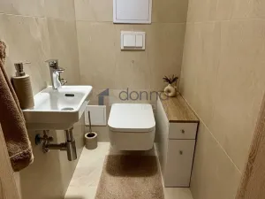 Pronájem bytu 2+kk, Praha, V Pitkovičkách, 43 m2