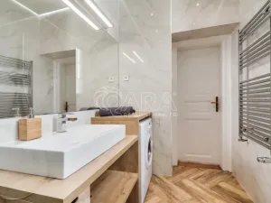 Pronájem bytu 4+1, Praha - Nové Město, Mikulandská, 84 m2