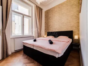 Pronájem bytu 4+1, Praha - Nové Město, Mikulandská, 84 m2