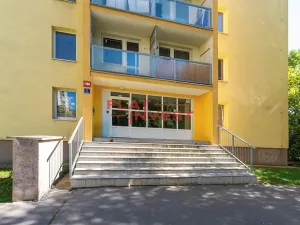 Prodej bytu 2+1, Praha - Kobylisy, Paláskova, 56 m2