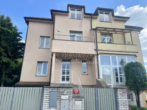 Pronájem rodinného domu, Praha - Nebušice, Na závěji, 300 m2