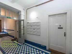 Prodej bytu 1+1, Praha - Holešovice, Osadní, 53 m2