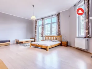Prodej rodinného domu, Karlovy Vary, Krokova, 280 m2
