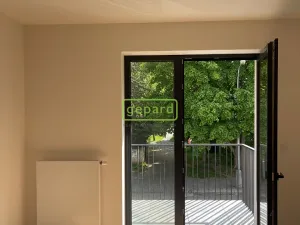 Pronájem bytu 1+kk, Praha, Pakoměřická, 27 m2