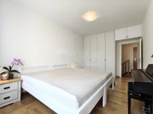 Pronájem bytu 3+kk, Praha - Břevnov, Ve Střešovičkách, 81 m2
