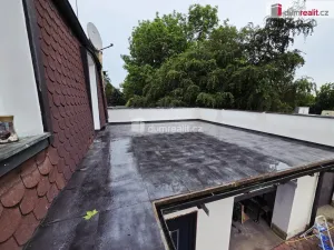 Pronájem bytu 3+kk, Praha - Horní Počernice, Bártlova, 98 m2