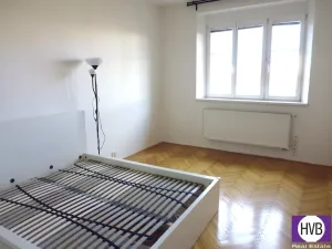 Pronájem bytu 2+kk, Praha, Na Rokytce, 55 m2