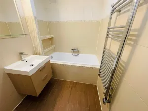 Pronájem bytu 2+kk, Praha - Braník, Branická, 51 m2