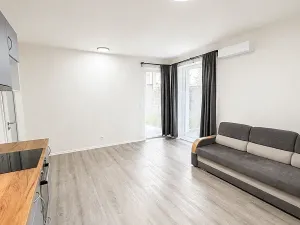 Pronájem bytu 1+kk, Kladno, Pavlisova, 30 m2