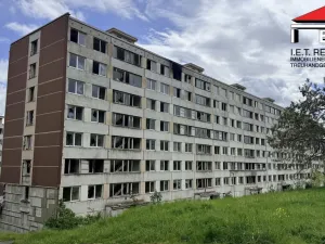 Prodej bytu 2+1, Litvínov - Janov, Třebušická, 80 m2