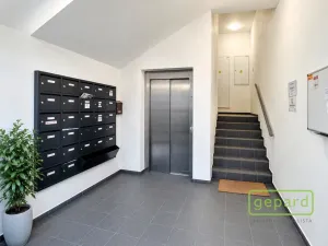 Pronájem bytu 3+kk, Mníšek pod Brdy, Pražská, 62 m2