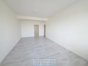 Pronájem bytu 2+1, Krnov - Pod Cvilínem, SPC S, 58 m2