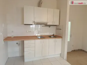 Pronájem bytu 1+kk, Praha - Strašnice, V předpolí, 29 m2
