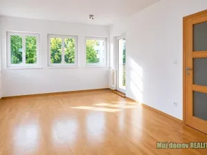 Pronájem bytu 3+1, Praha - Horní Počernice, Khodlova, 85 m2