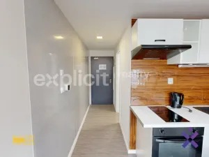 Pronájem bytu 1+kk, Zlín, Devadesátá, 35 m2