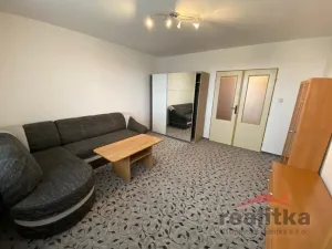 Pronájem bytu 1+1, Opava - Kylešovice, Bílovecká, 38 m2
