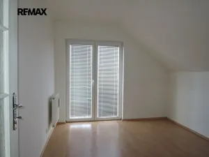 Pronájem rodinného domu, Hostivice, Řehníkova, 150 m2