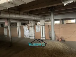 Prodej zemědělského objektu, Zborovice, 2600 m2