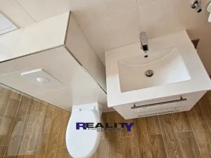 Prodej bytu 3+kk, Lubenec, 59 m2